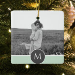 Minimalistische Pastel Minze Personalisiert Name & Keramikornament<br><div class="desc">Minimalistische Pastel Minze Personalisiert Name & Foto</div>