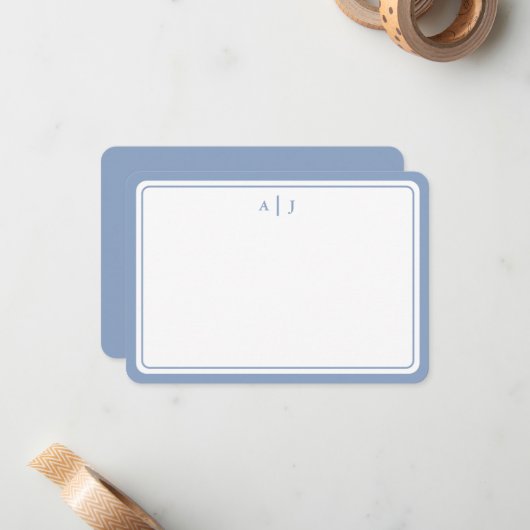 Minimalistische Pastell Blue Monogram Round Border Mitteilungskarte (Vorderseite/Rückseite Beispiel)