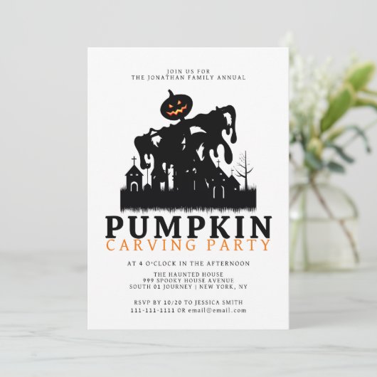 Minimalistische Pumpkin Spooky Carving Party Hallo Einladung (Stehend Vorderseite)