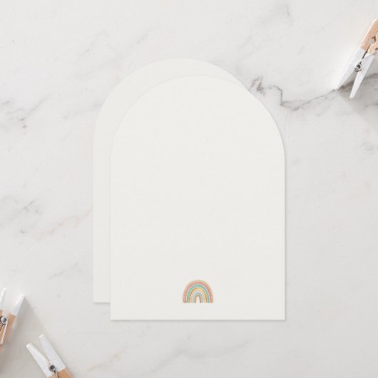 Minimalistische Regenbogenkarte | Modernes Geschir Einladung (Vorderseite/Rückseite Beispiel)
