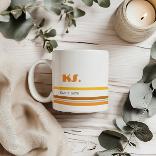 Minimalistische Retro-Streifen Monogramm-Tasse Kaffeetasse
