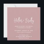 Minimalistische rosa Moderne Hochzeit Einladung<br><div class="desc">Moderne quadratische Hochzeitseinladung mit einem einfachen Design mit Ihren Namen in einer eleganten Schrift Typografie und Ihre Veranstaltungsdetails in einem minimalistischen Sans Serif Schriftart. Alle Gestaltungselemente sind in Weiß auf einem rosa,  staubigen Hintergrund in der Rose. Diese schicke Hochzeitseinladung funktioniert gut für eine Frühjahr- oder Sommerhochzeit.</div>