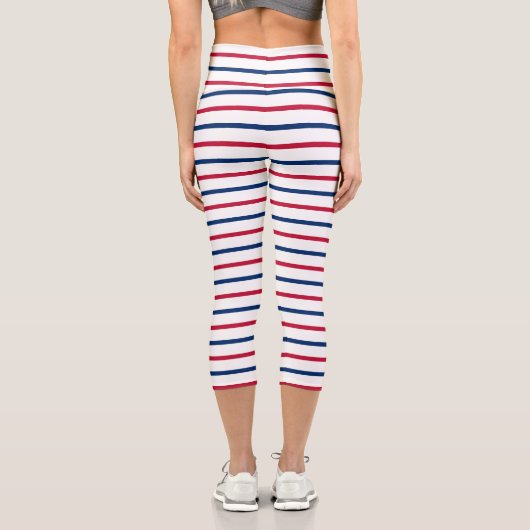 Minimalistische rote und blaue Streifen Modernes M Capri Leggings (Rückseite)