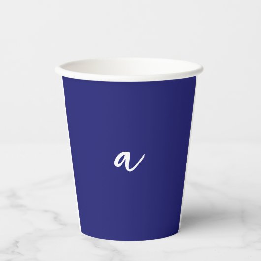 Minimalistische Schlichte Monogram Pappbecher (Vorderseite)