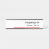 Minimalistische Schlichte Rot-Weiß-Standardgröße Schreibtischnamensplakette (Vorderseite )