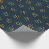Minimalistische Schneeflocken-Muster Gold und Mari Geschenkpapier (Ecke)