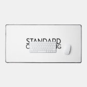 Minimalistische Schreibtischunterlage 'Disziplin s (Tastatur & Maus)