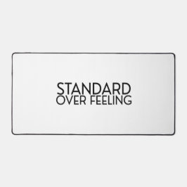 Minimalistische Schreibtischunterlage 'Disziplin s