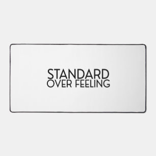 Minimalistische Schreibtischunterlage 'Disziplin s