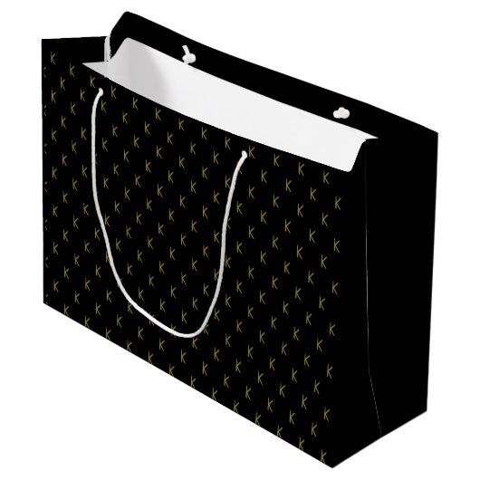 Minimalistische Schwarz-Gold-Monogramm Große Geschenktüte (Vorderseite Schrägansicht)