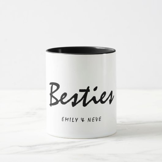 Minimalistische Schwarz-Weiß-Bestie-Script-Freunde Tasse (Zentrum)
