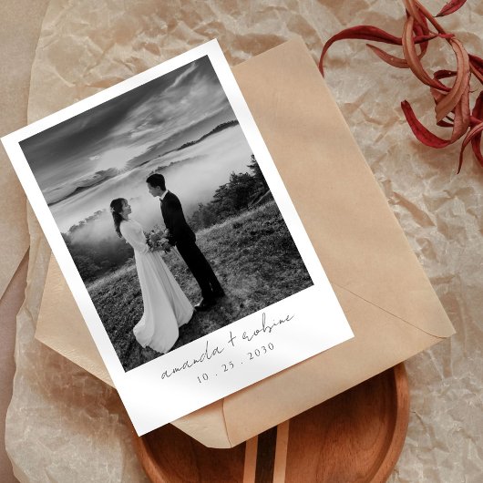 Minimalistische Schwarz-Weiß-Foto-Hochzeit Einladung