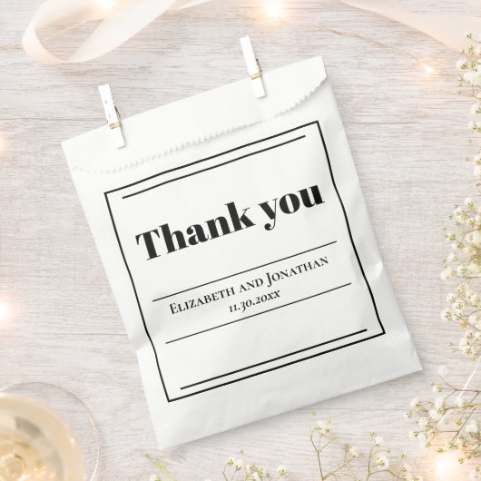Minimalistische Schwarz-Weiß-Hochzeit Geschenktütchen (Ausgeschnitten)