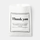 Minimalistische Schwarz-Weiß-Hochzeit Geschenktütchen (Vorderseite)