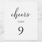 Minimalistische Schwarz-Weiß-Hochzeit-Tischnummer Weinetikett (Einzelnes Label)