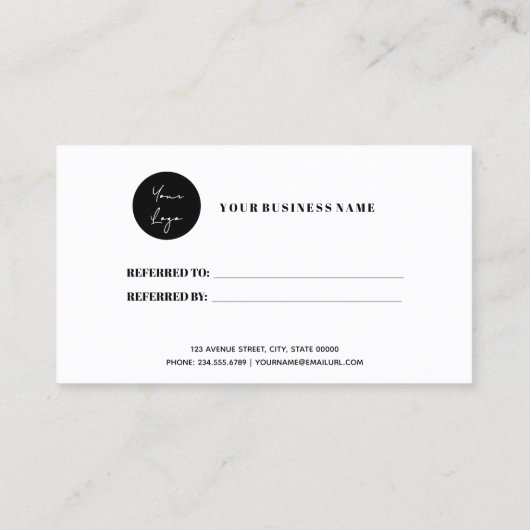 Minimalistische Schwarz-Weiß-Karte Empfehlungskarte (Rückseite)