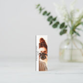 Minimalistische Schwarz-Weiß-Logo-Fotografie Mini Visitenkarte (Stehend Vorderseite)