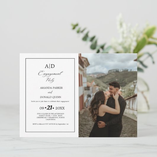 Minimalistische Schwarz-Weiß-Monogram-Engagement-P Einladung (Stehend Vorderseite)