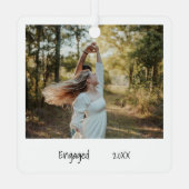 Minimalistische Schwarz-weiße Verlobung Foto Verlo Ornament Aus Metall (Rückseite)