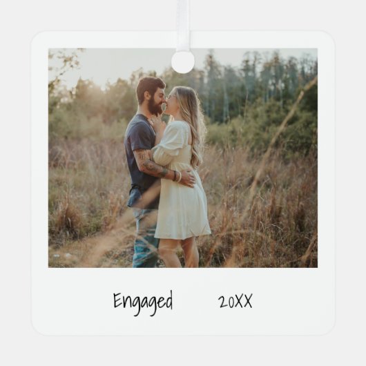 Minimalistische Schwarz-weiße Verlobung Foto Verlo Ornament Aus Metall (Vorderseite)