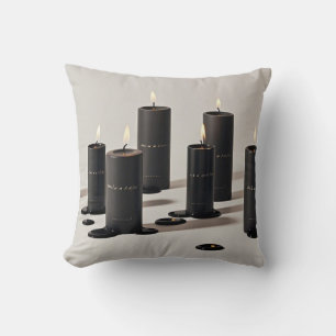 Minimalistische schwarze Kerzen mit winzigen Flamm Kissen