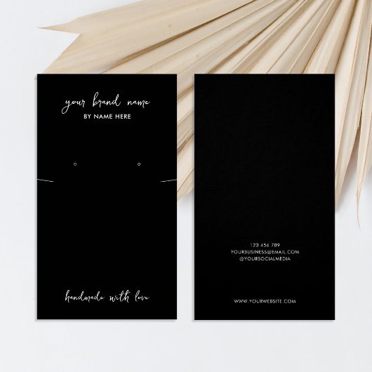 Minimalistische schwarze Schmuckkollektion