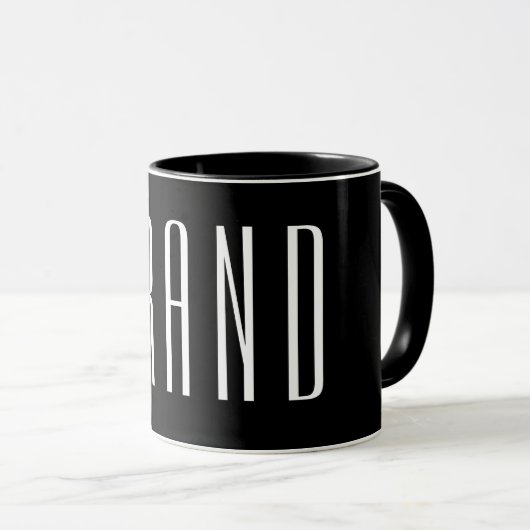 Minimalistische Schwarzweiß-Moderne EMPIRE Schrift Tasse (VorderseiteRechts)
