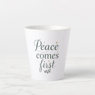 Minimalistische Selbstfürsorge und Zen-Spruch Milchtasse