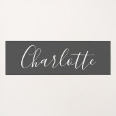 Minimalistische Skripttypografie Name Schwarz/Weiß Yogamatte (Rückseite (Horizontal))