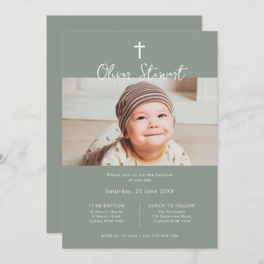 Minimalistische Taufe des grünen Fotos Einladung (Vorne/Hinten)