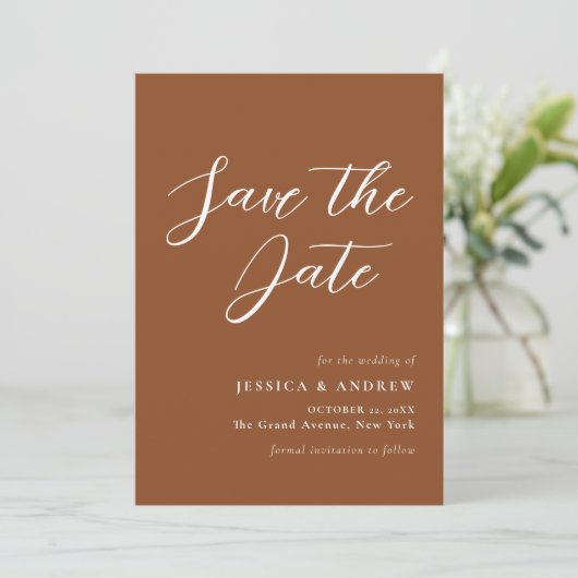 Minimalistische Terra Cotta & White Simple Wedding Save The Date (Stehend Vorderseite)