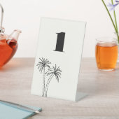 Minimalistische Tropics Wedding Tischnummer Sockelschild (In SItu)