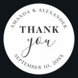 Minimalistische Typografie Hochzeit danke Runder Aufkleber<br><div class="desc">Minimalistische Typografie Hochzeit danke Ihnen Aufkleber. Bitte kontaktieren Sie mich,  wenn Sie weitere Informationen benötigen.</div>