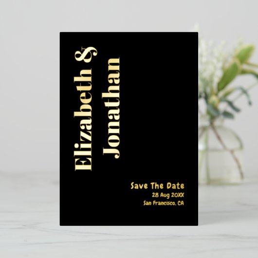 Minimalistische Typografie-Hochzeit rettet das Dat Folieneinladung (Stehend vorne)