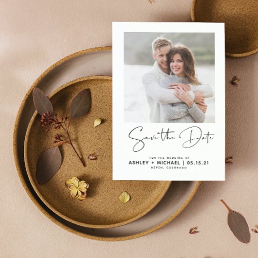 Minimalistische Typografie QR Code Schwarz-Weiß-Fo Save The Date