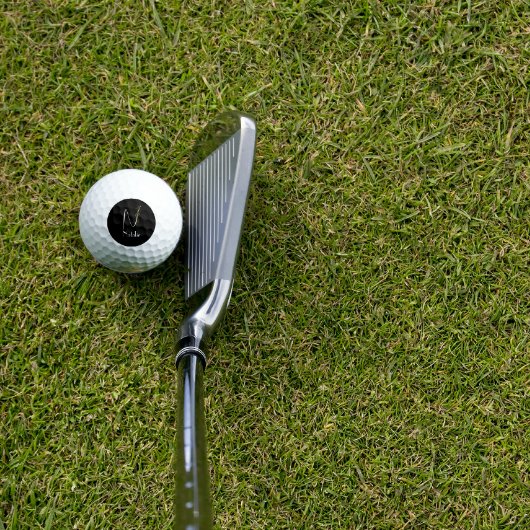 Minimalistische Wildblume Monogramm N schwarz Golfball