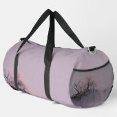 Minimalistische Zen-Landschaft Duffle Bag (Rechte Ecke)