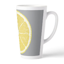 Minimalistische Zitronenscheibe auf grauer Latte-T