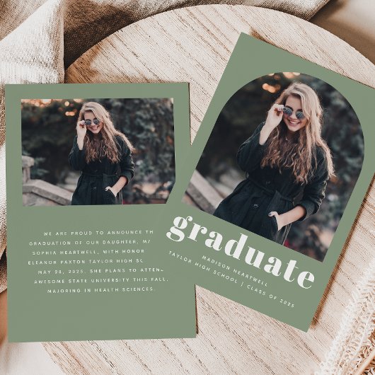 Minimalistischer 2-Foto Arch Sage Green Abschluss Ankündigung