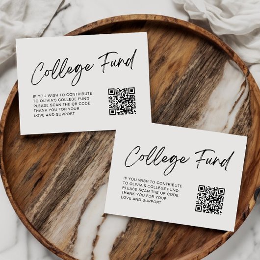 Minimalistischer Abschluss des QR-Codes Begleitkarte