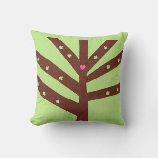 Minimalistischer Baum mit rosa Herz und Blättern Kissen
