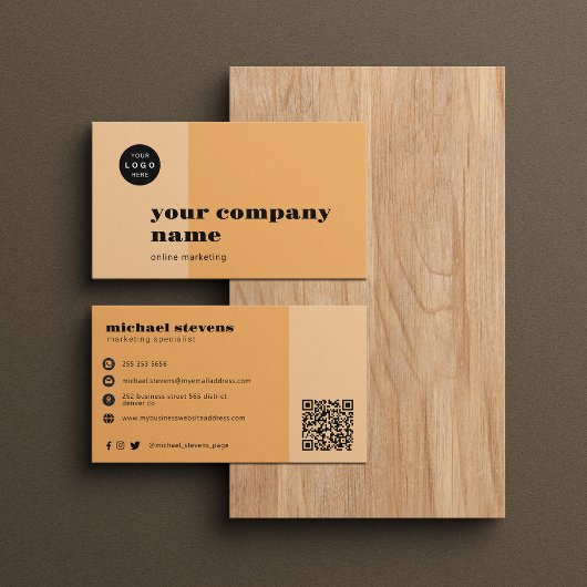 Minimalistischer beruflicher Firmenname QR-Code Visitenkarte