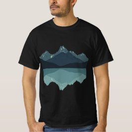 Minimalistischer blauer Boho-Bergsee-Reflexion T-Shirt