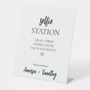 Minimalistischer Brautparty-Selfie-Station-Schild Sockelschild