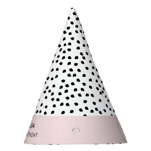 Minimalistischer Dalmatiner besticht durch seine s Partyhütchen (Rechts)