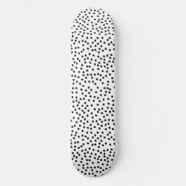 Minimalistischer Dalmatiner besticht durch seine s Skateboard