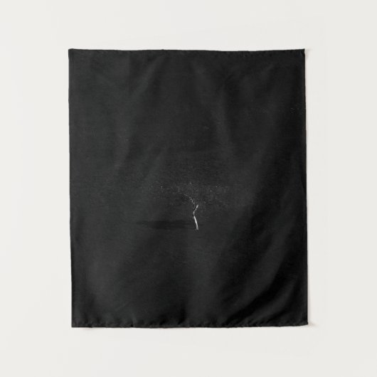 Minimalistischer einsamer Baum in Schwarz-Weiß Wandteppich (Vorderseite)