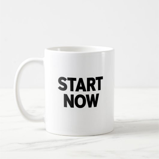Minimalistischer fetter Text zum sofortigen Start Kaffeetasse (Links)