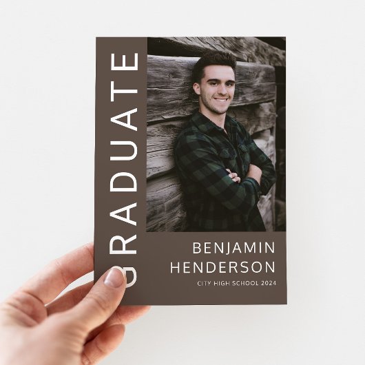 Minimalistischer Foto Boy Abschluss Ankündigung