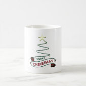 Minimalistischer froher Weihnachtsbaum mit Star De Kaffeetasse (Mittel)